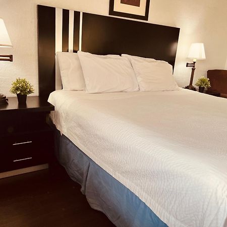 Travelodge By Wyndham Valleyfair Shakopee Ngoại thất bức ảnh